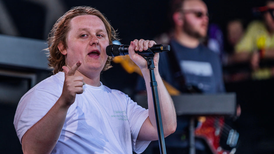 Lewis Capaldi’s latest music ‘sounds fantastic’, remarks Yungblud