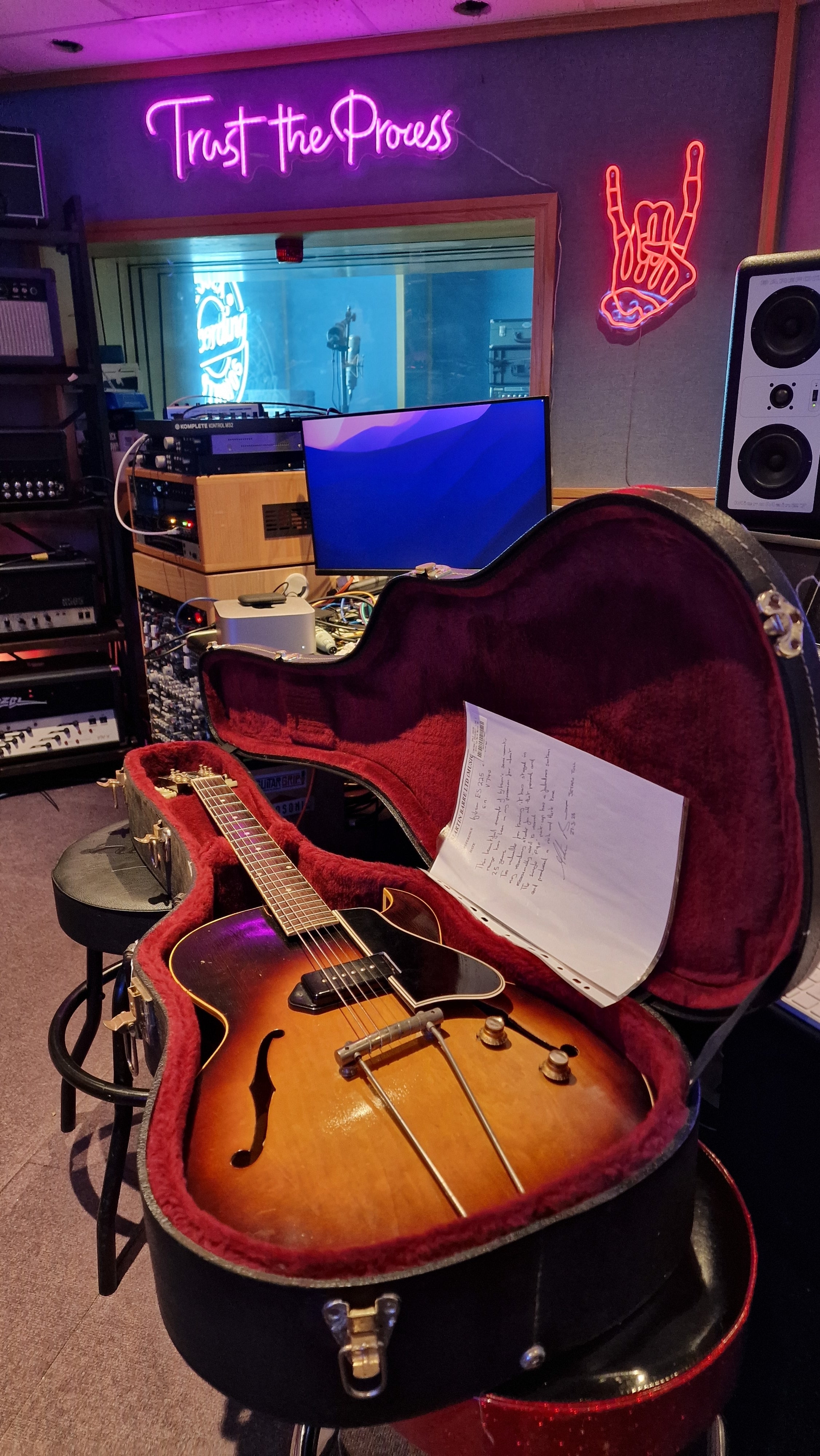 1956 Gibson ES-225 P-90 Florentine Sunburst Artist Owned by Jethro Tull