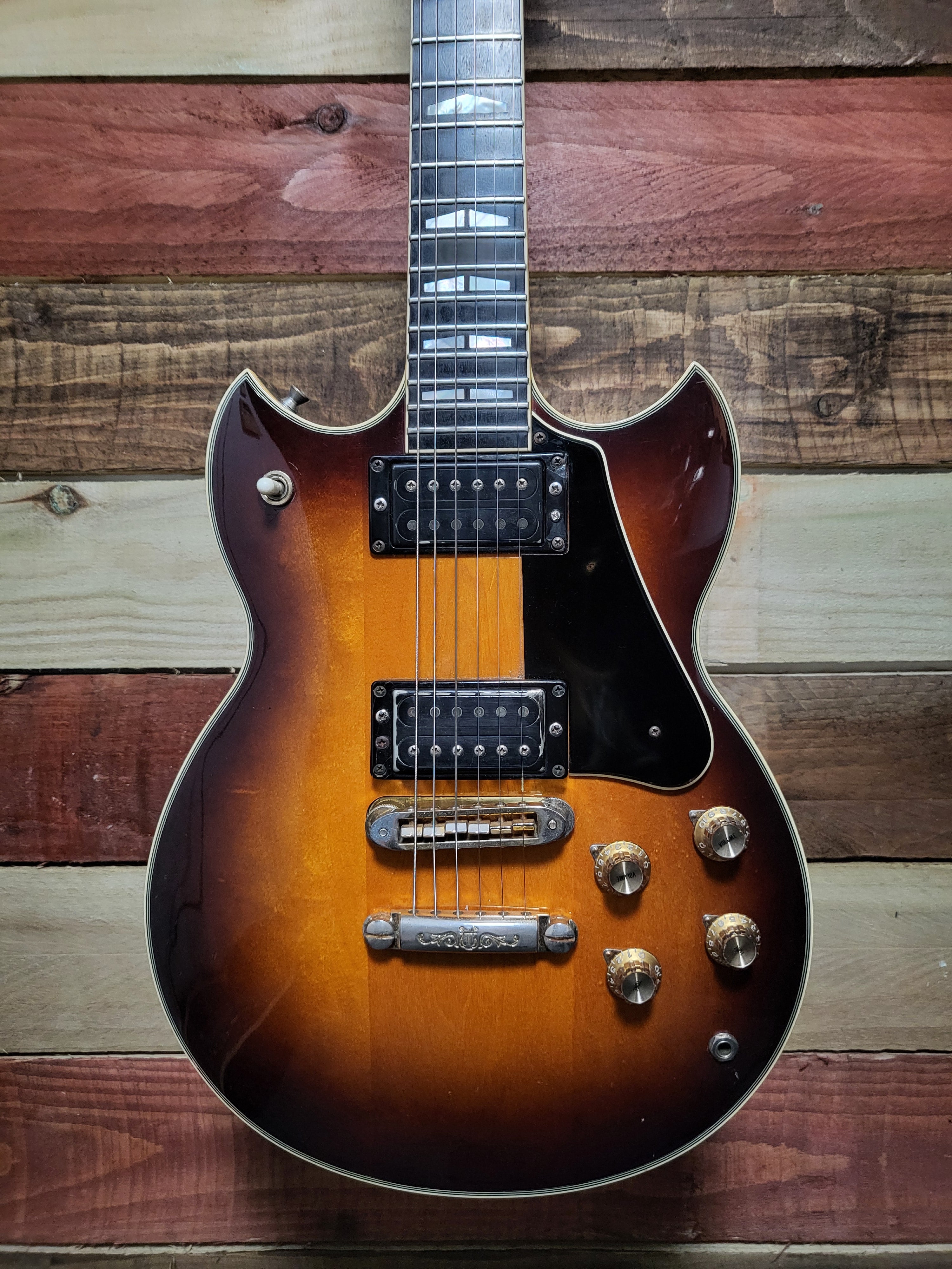 Yamaha SG-2000 1979 - Brown Sunburst