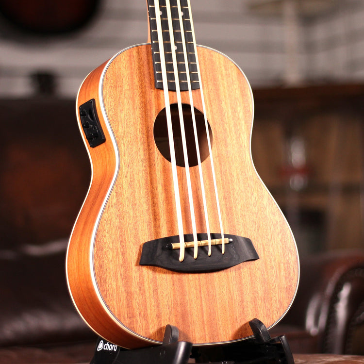 Barnes & Mullins Uke Bass