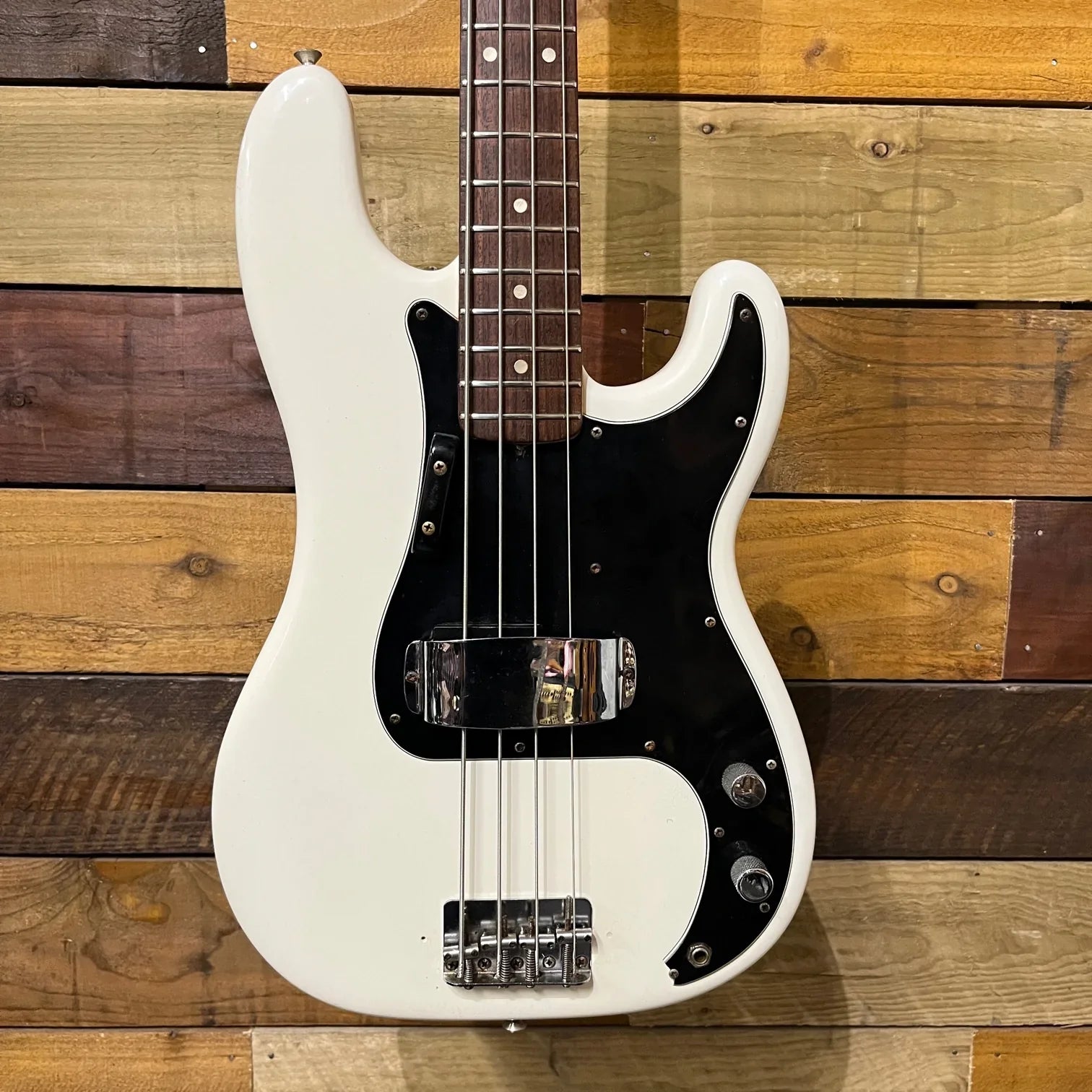 1974 Fender Precision Bass Olympic White Retro-169 Re-Finish