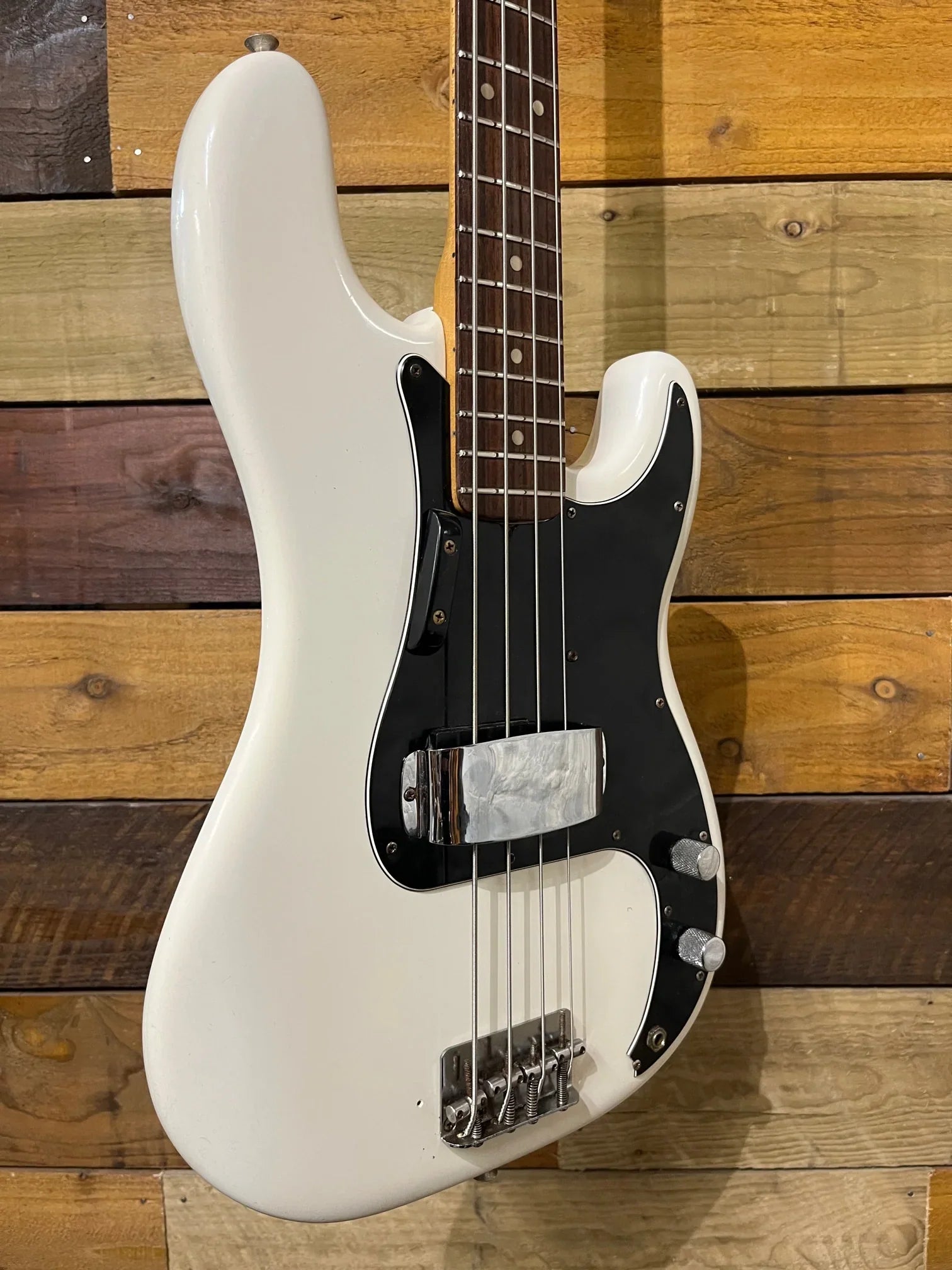 1974 Fender Precision Bass Olympic White Retro-169 Re-Finish