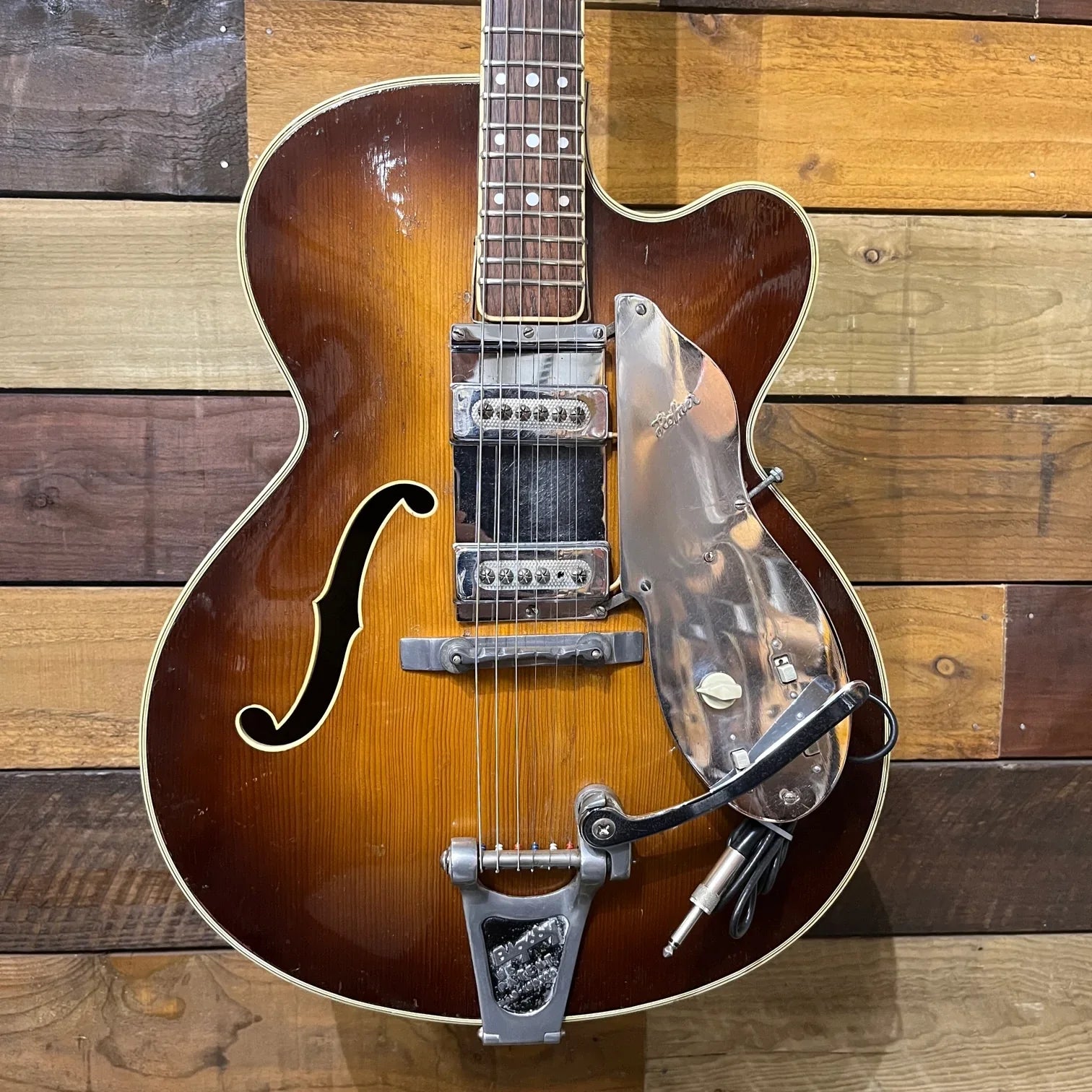 Hofner President Sunburst 1960 With Bigsby and Vintage Pickups