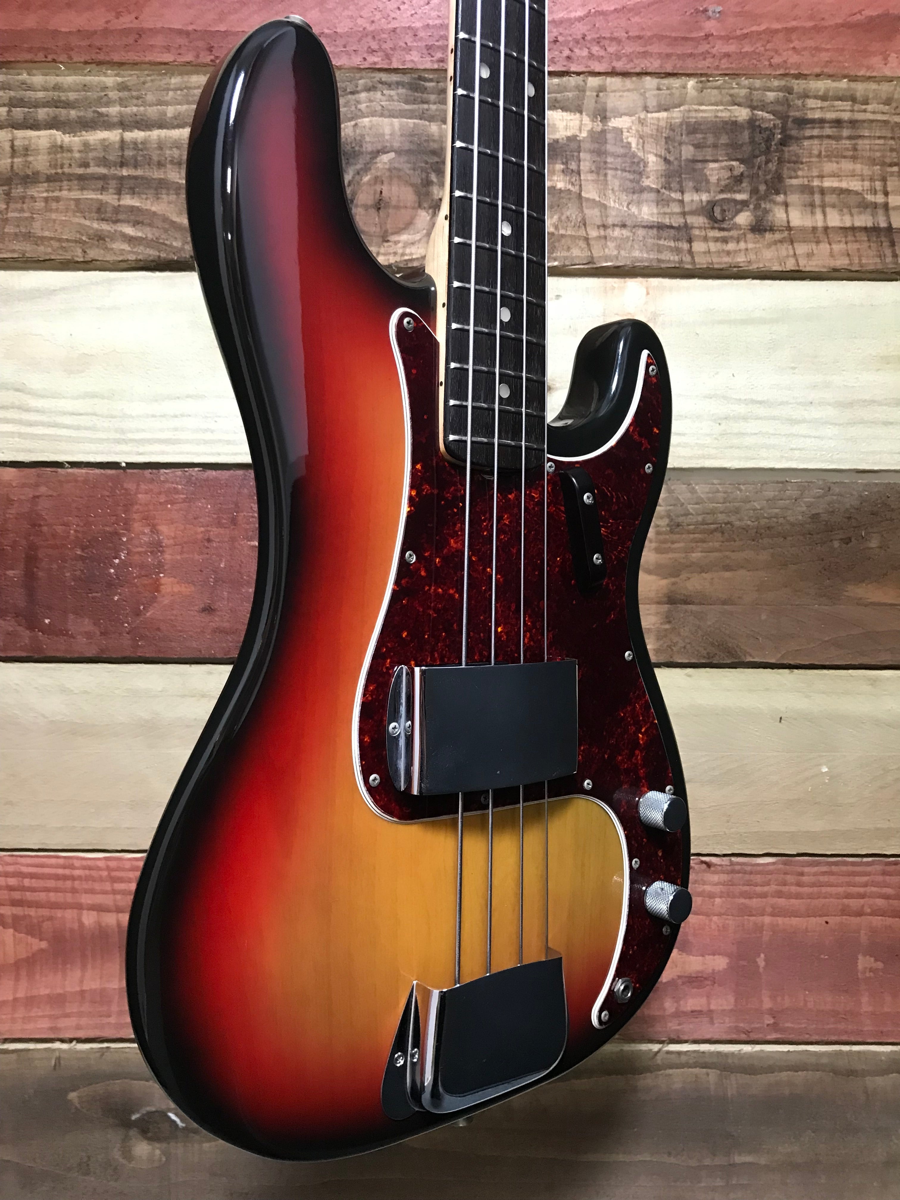 1971 Fender Precision Bass with Rosewood Fretboard Sunburst