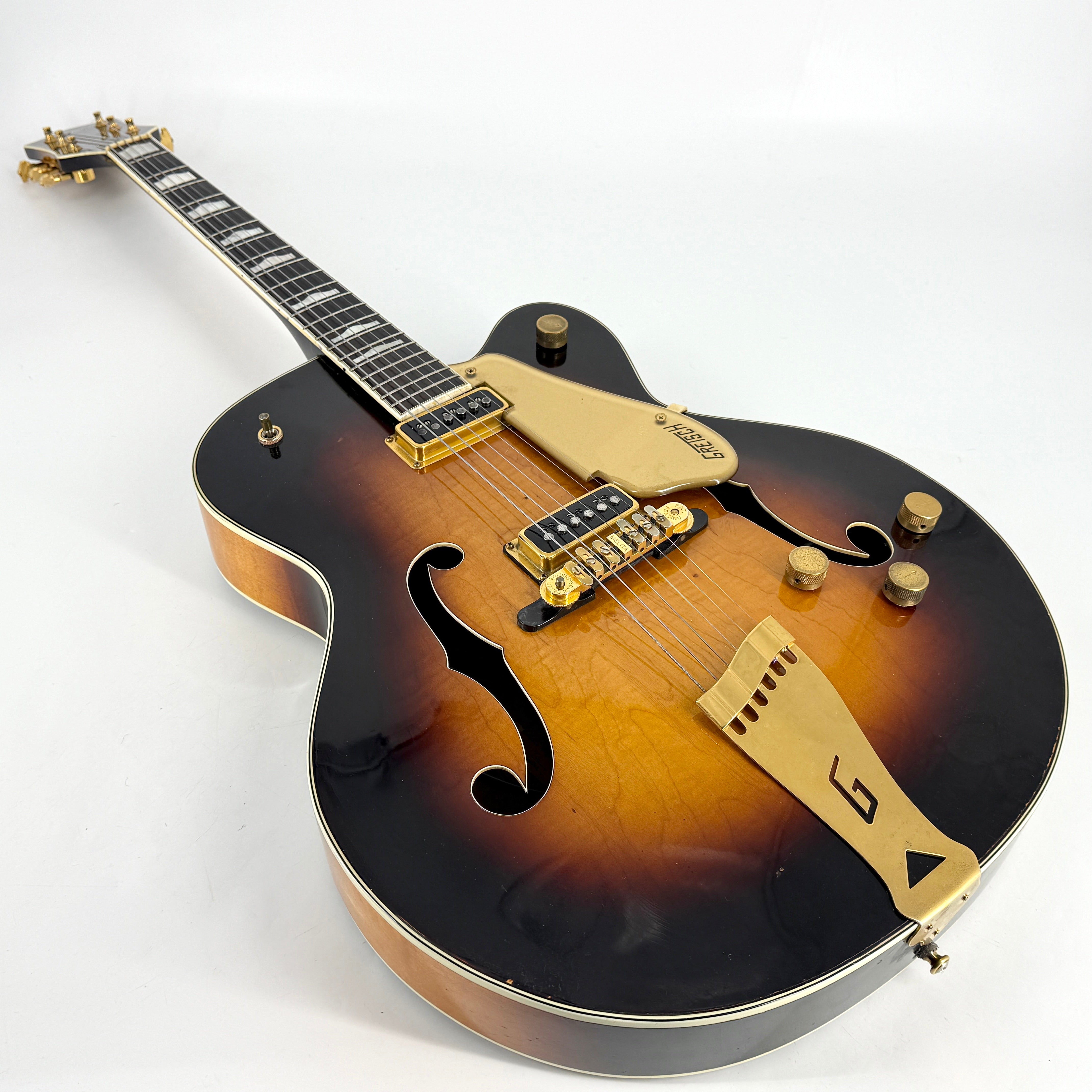 1955 Gretsch Country Club 6192 – Sunburst