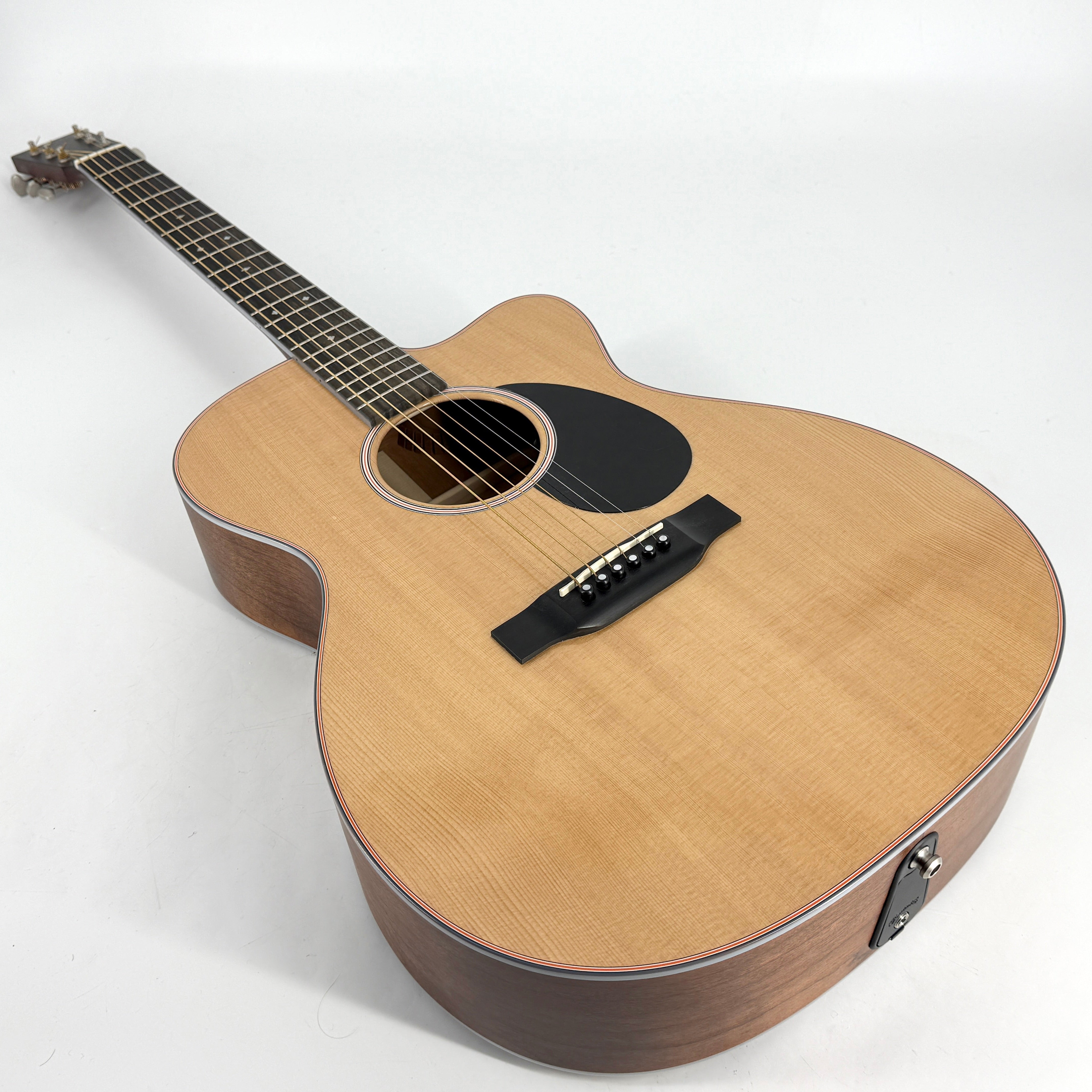 2021 Martin OMC-16E – Natural