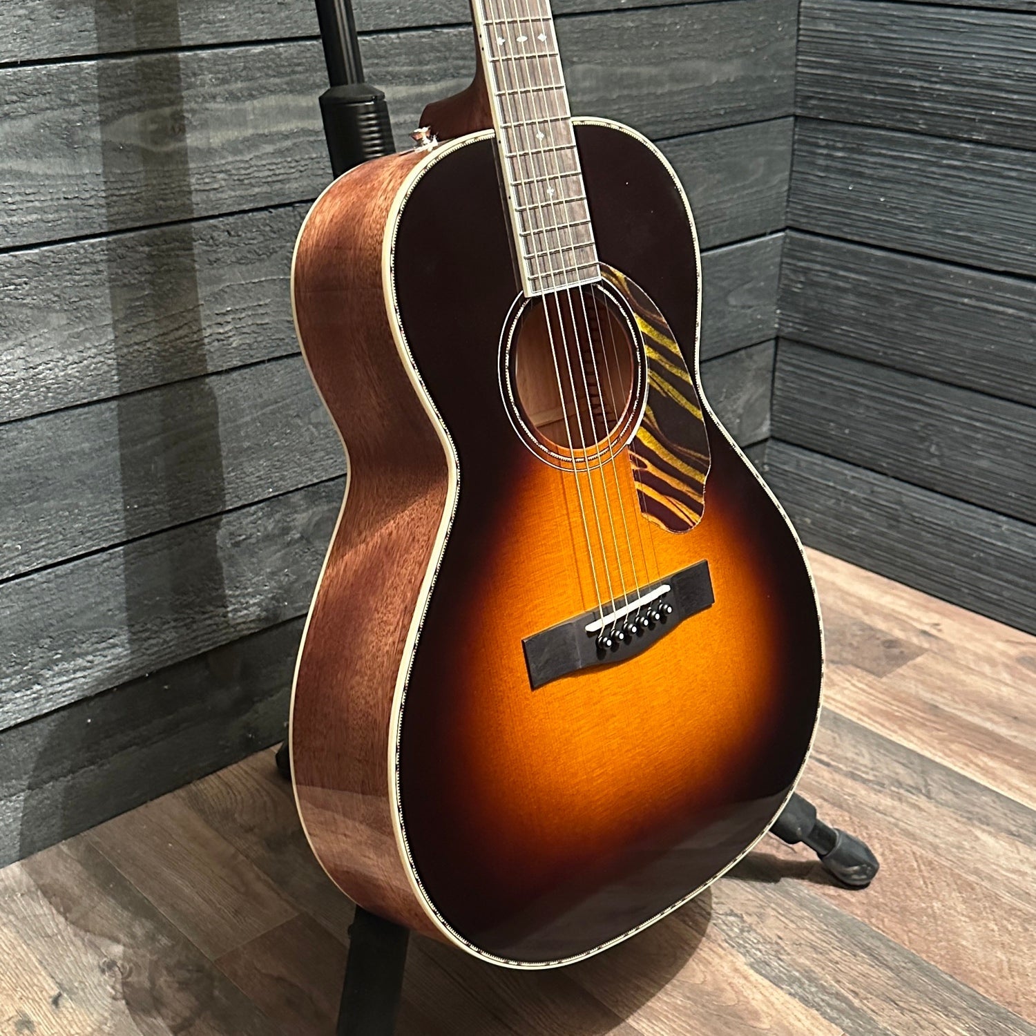 Fender PS-220E Paramount Parlor Acoustic Electric Guitar w/ Case - Sunburst