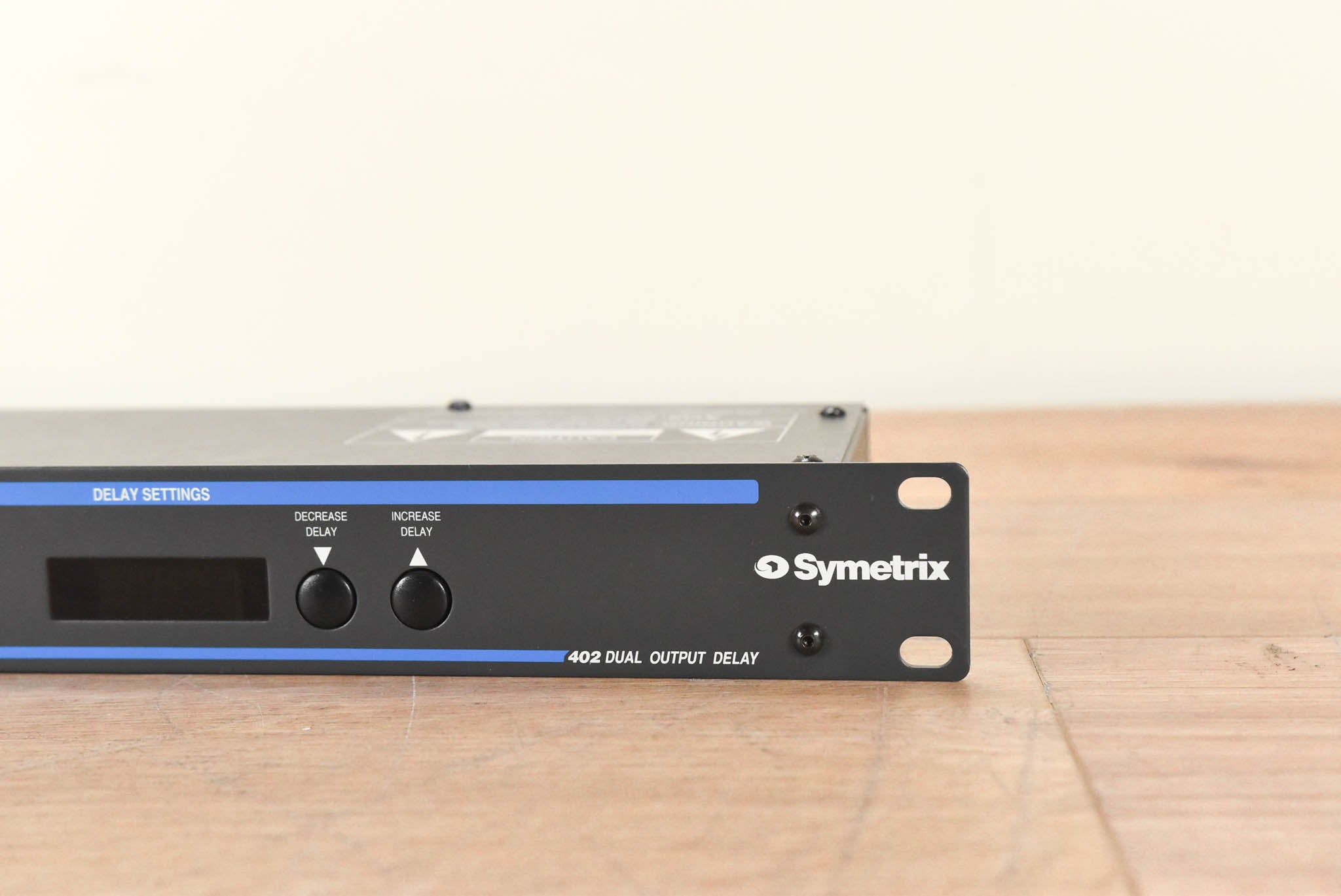 Symetrix 402 Dual Output Delay