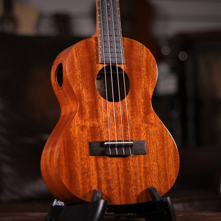 Kai KT-100 Tenor Uke angled