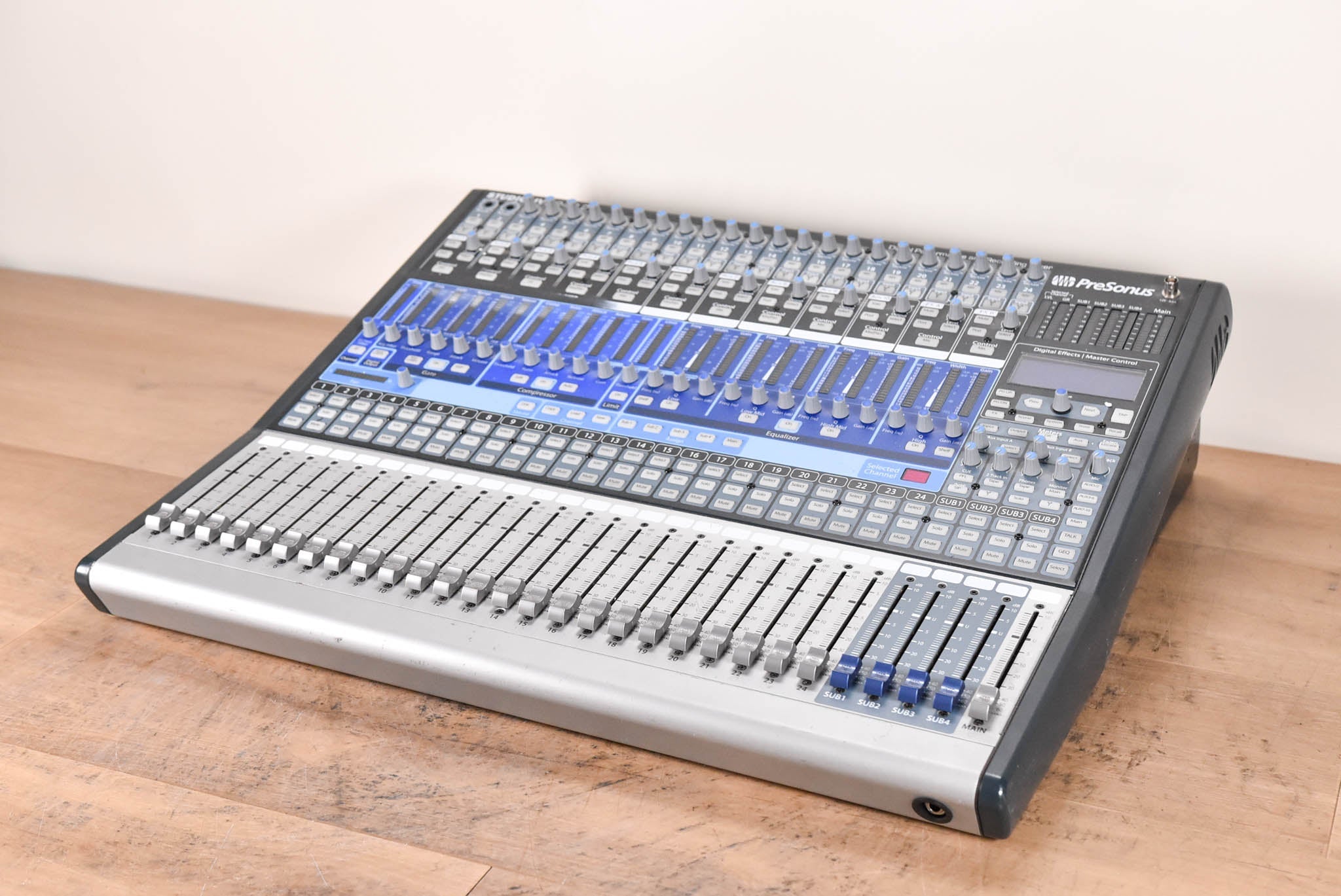 PreSonus StudioLive 24.4.2 24-Channel Digital Audio Mixer