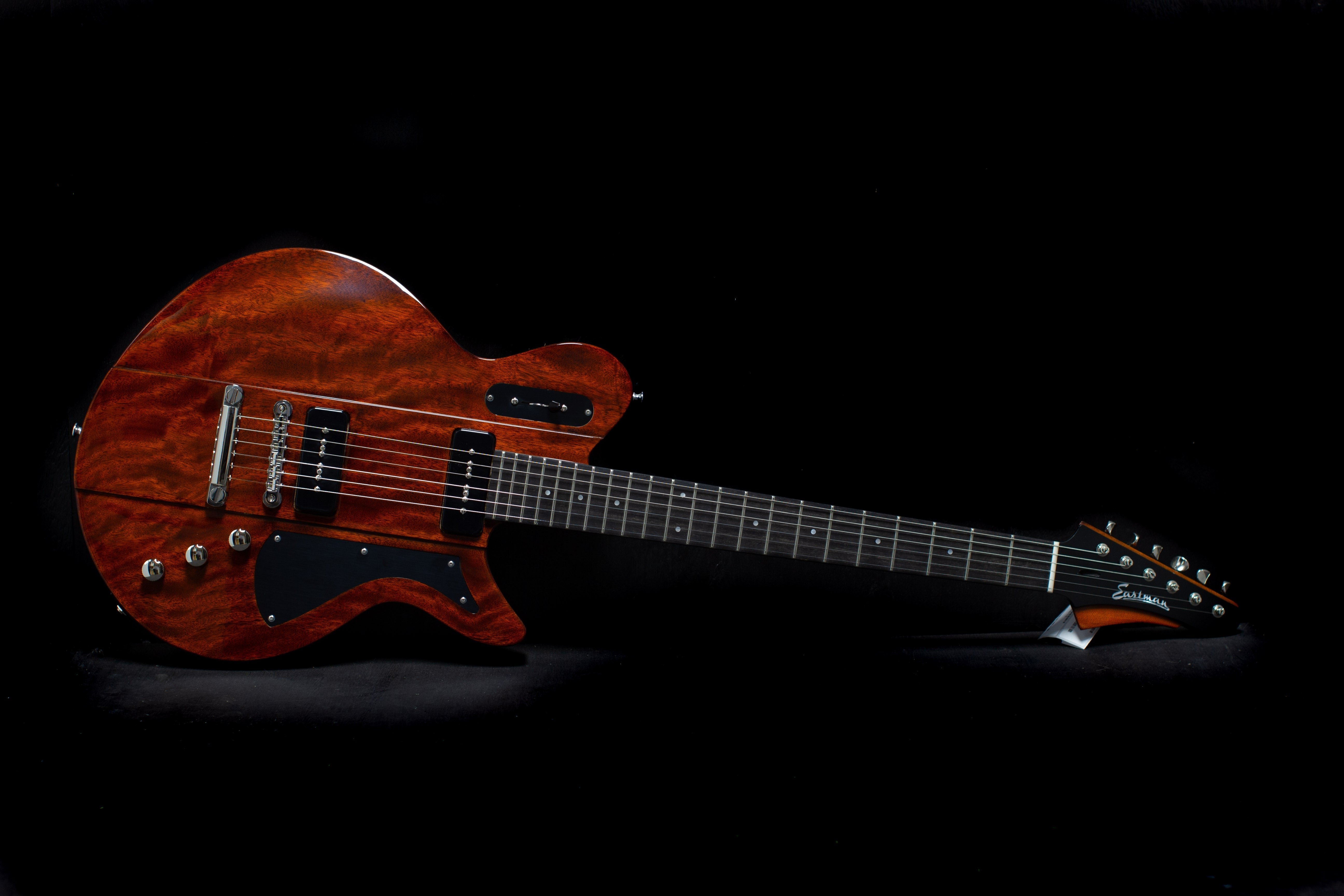 Eastman Juliet-P90-VR Vintage Red