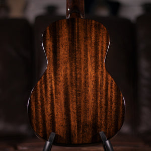 Uma UK-20SC Black Concert Ukulele rear