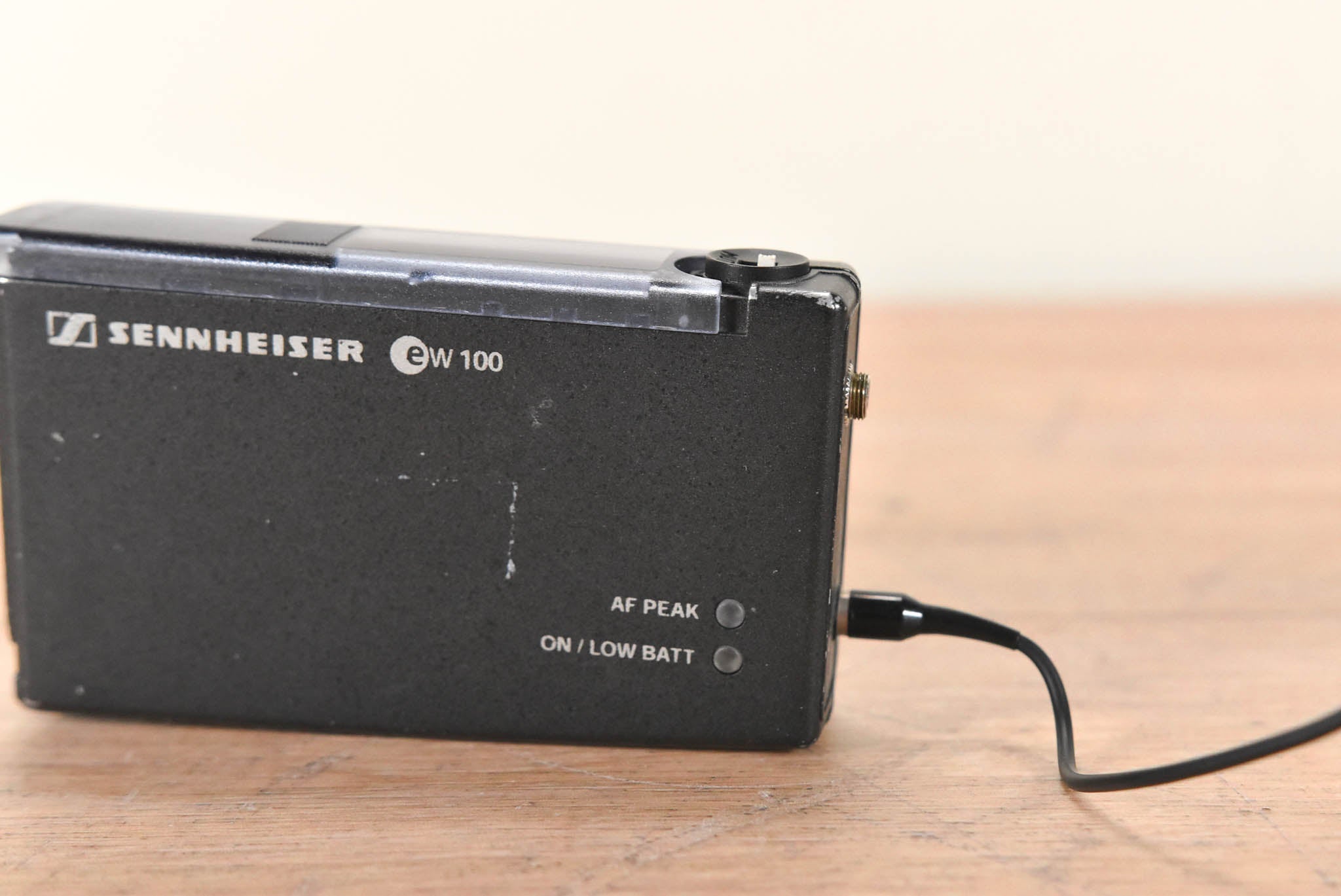 Sennheiser SK 100 Wireless Bodypack Transmitter - 518-550 MHz