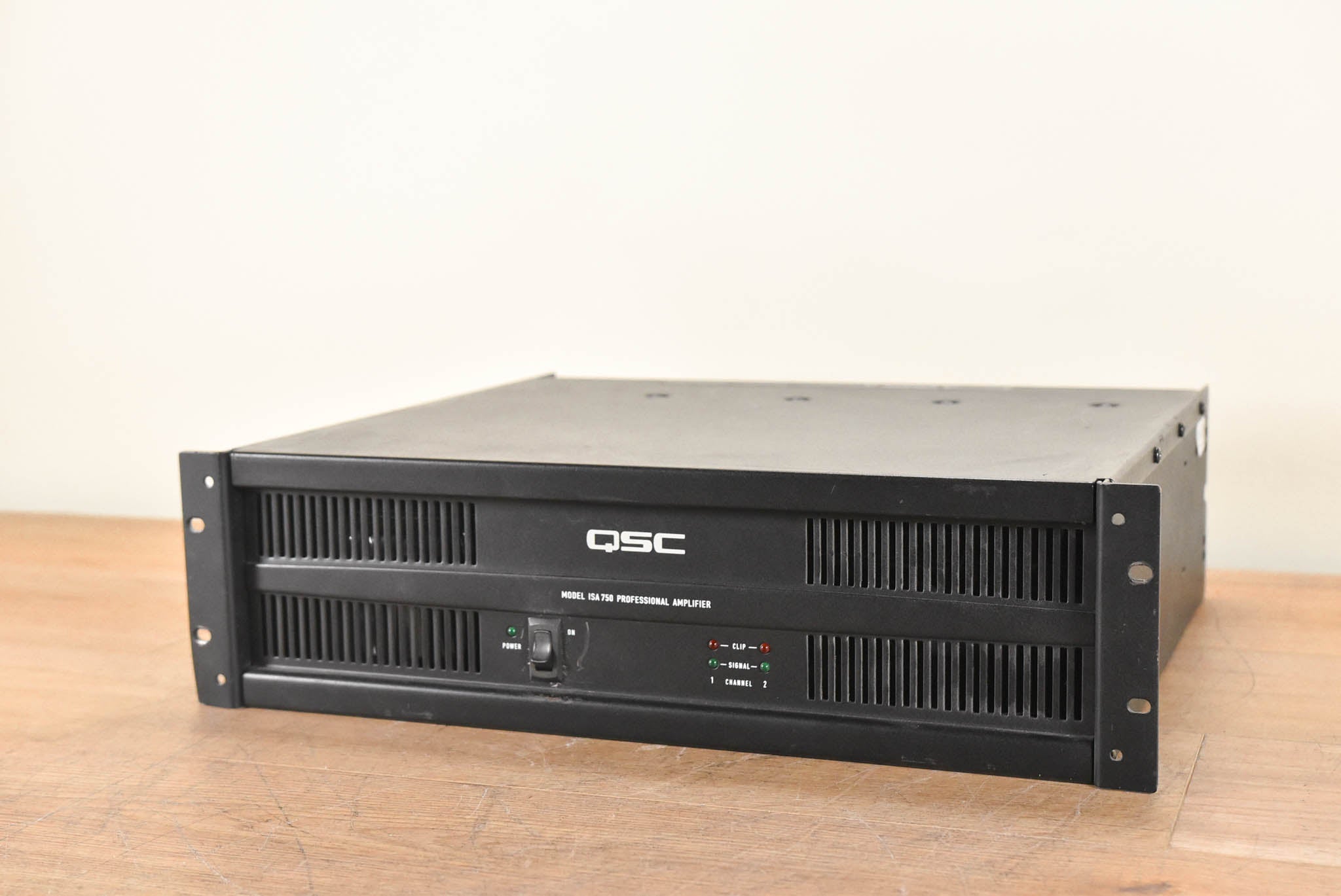 QSC ISA750 2-Channel Power Amplifier