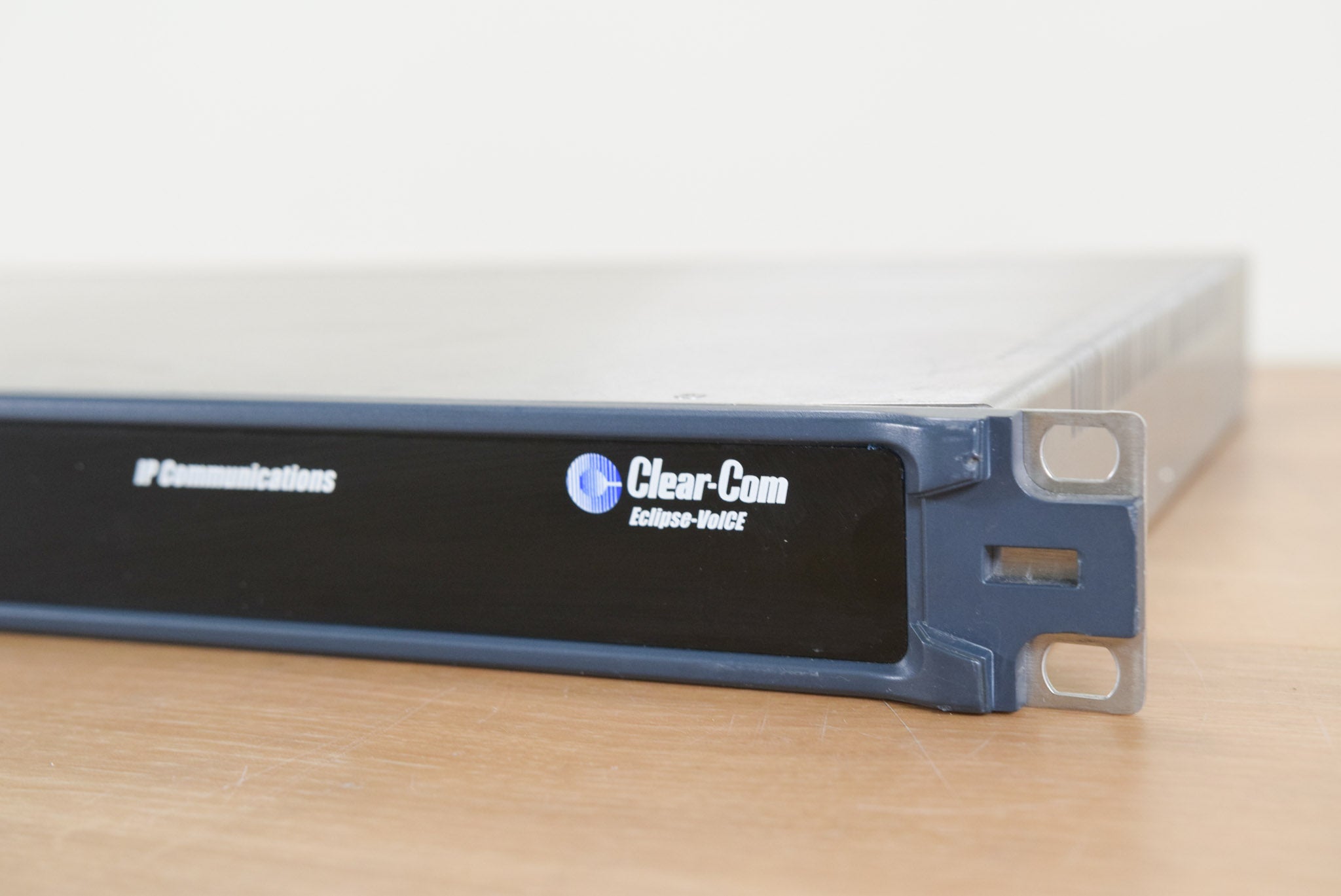 Clear-Com Eclipse-VoICE Radio IP Interface Unit