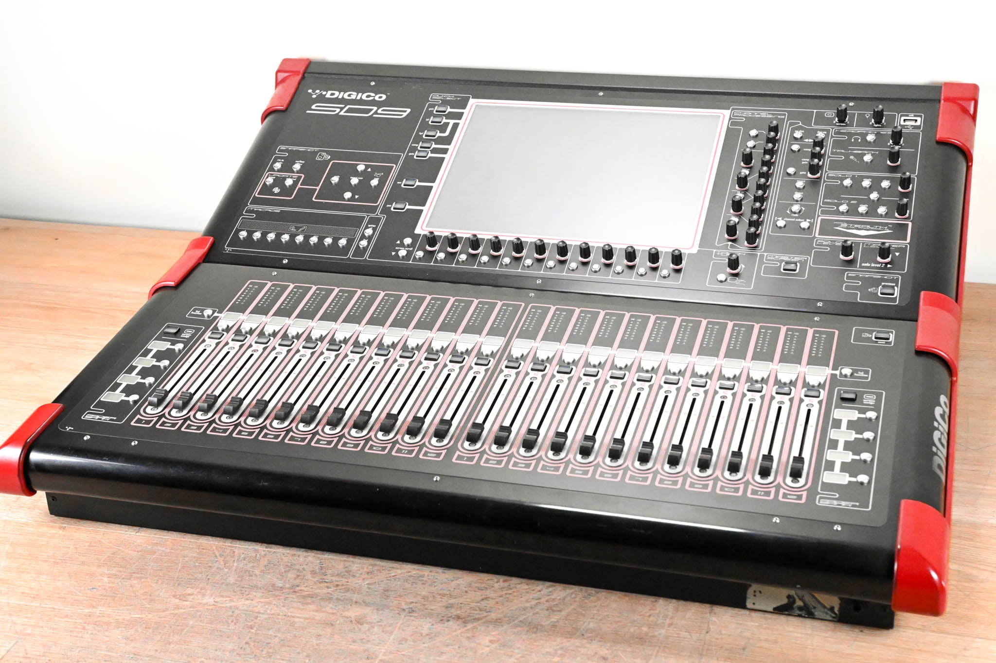 DiGiCo SD9 Digital Mixing Console