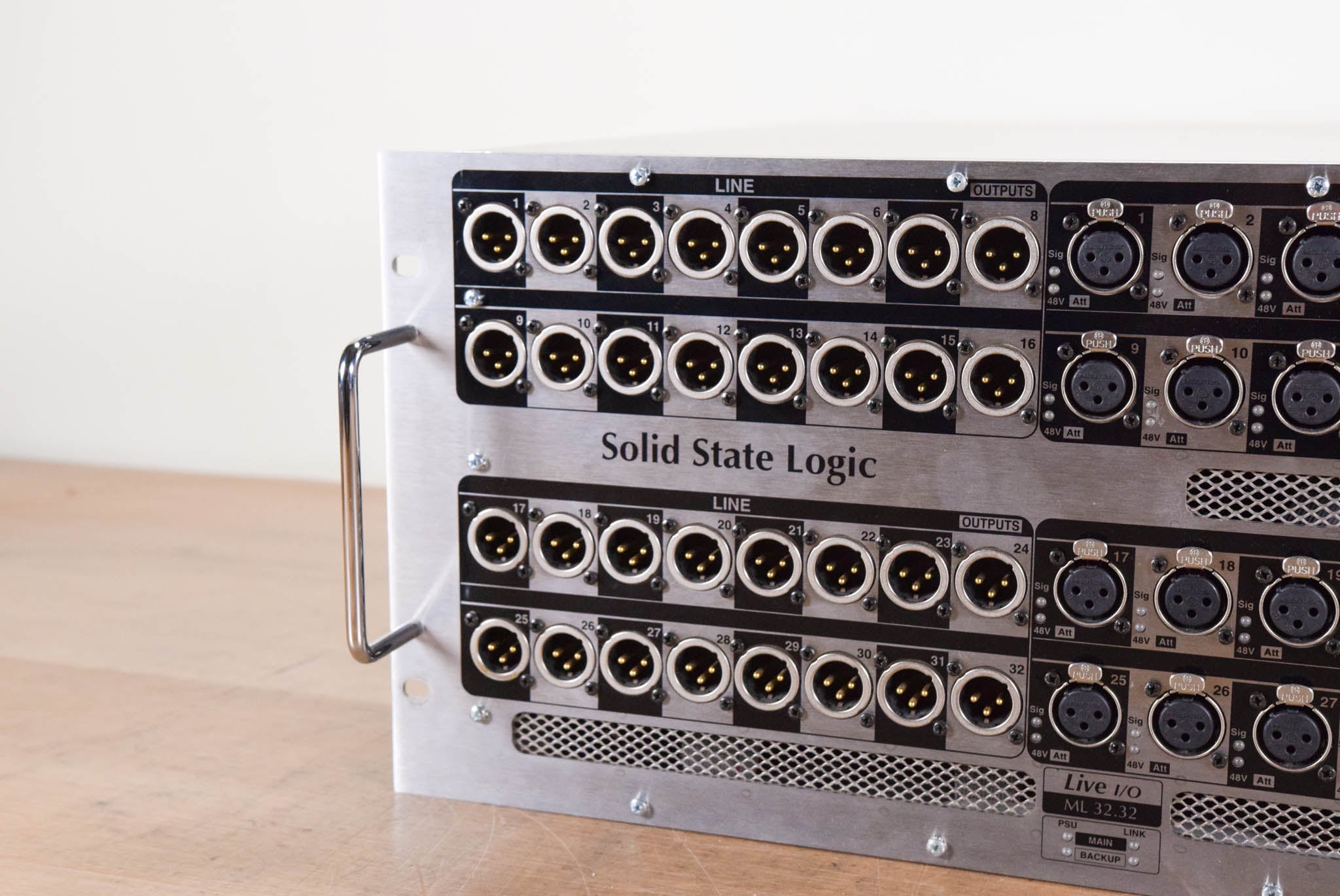 Solid State Logic ML 32.32 MADI Analogue Stagebox