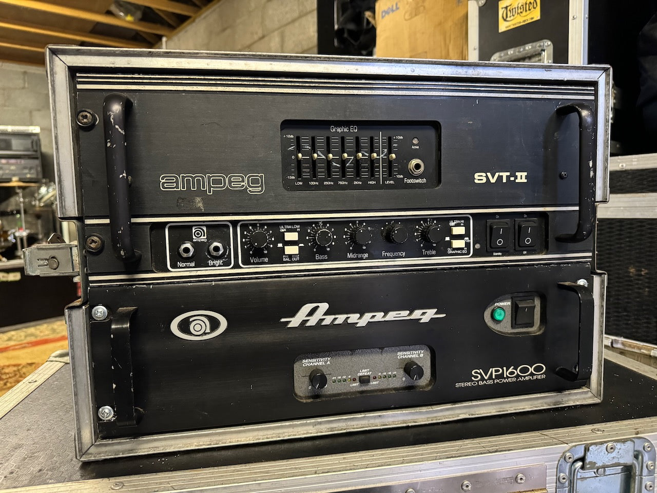 Vintage Ampeg USA SVT II 2 Non Pro SVP1600 Amplifier