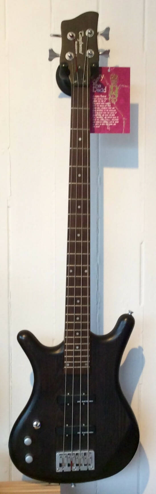 LEFT HANDED TANGLEWOOD BASS GUITAR WARRIOR II