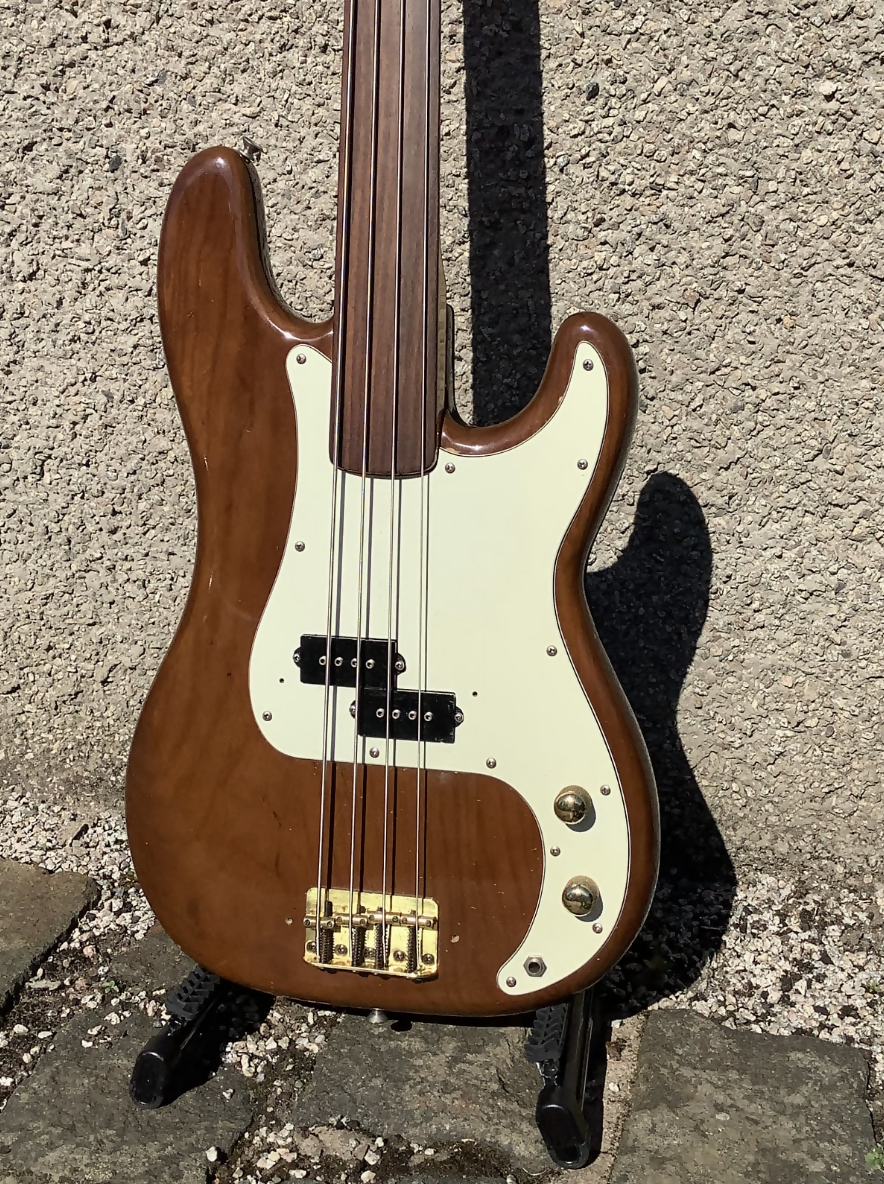 Fender Precision Fretless Bass with Rosewood Fretboard 1977 - Mocha Brown